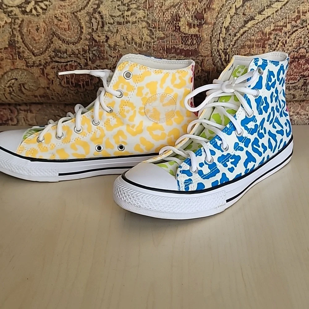 Converse Chuck Taylor High Top Multi Color Leopard Junior 6/Women's 8